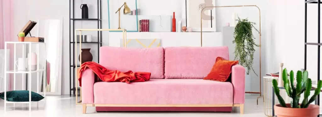 розовый маленький диван