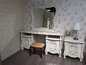 Фото №2 Туалетный стол с зеркалом в раме Рафаэлла крем